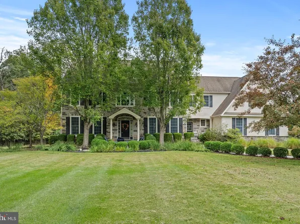 901 Ashbourne Way, Schwenksville, PA 19473