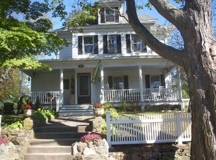 27 Suburban Ave, Cos Cob, CT 06807