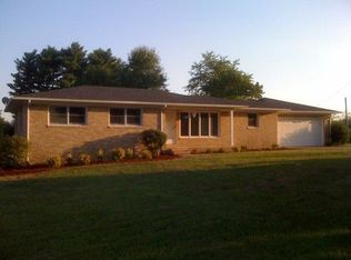 5 Dunn Rd, Leoma, TN 38468