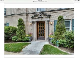 333 Barton Ave, Evanston, IL 60202
