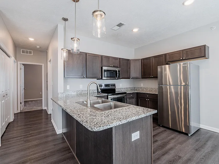 Trailview Apartments at Pioneers Park — Photo 70
