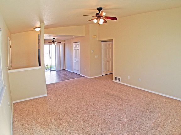 4th image of 803 Edelweiss Ln SE