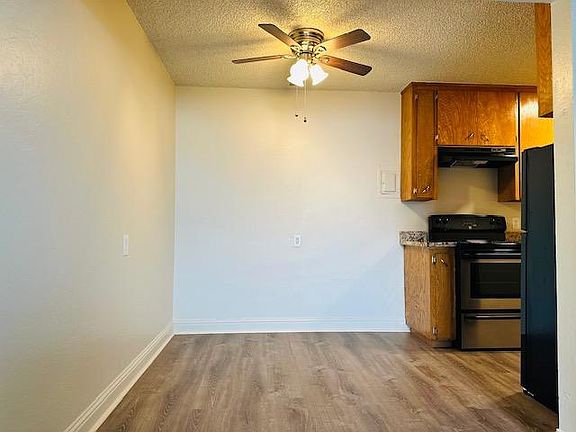 4th image of 3709 Morse Ave APT 8