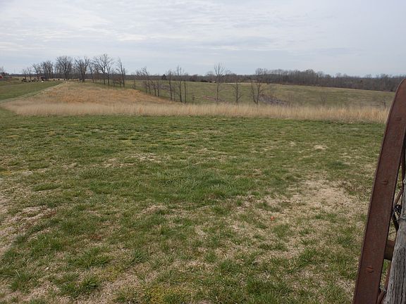5th image of 314 Cabin Hill Trl