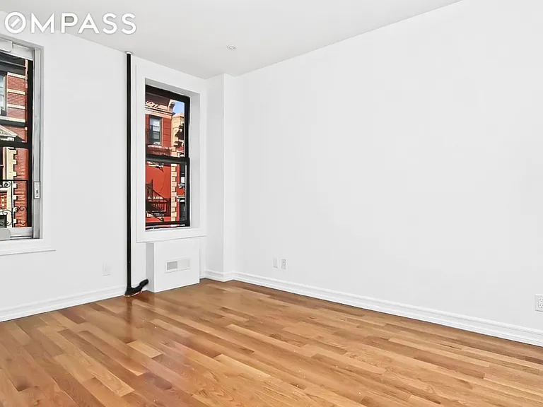 120 Thompson St #15 — Photo 2