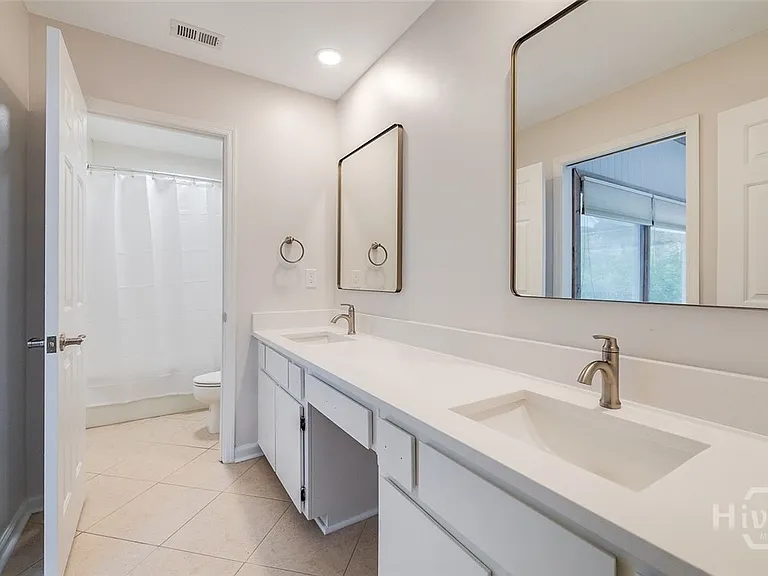 14 Hemingway Dr — Photo 31