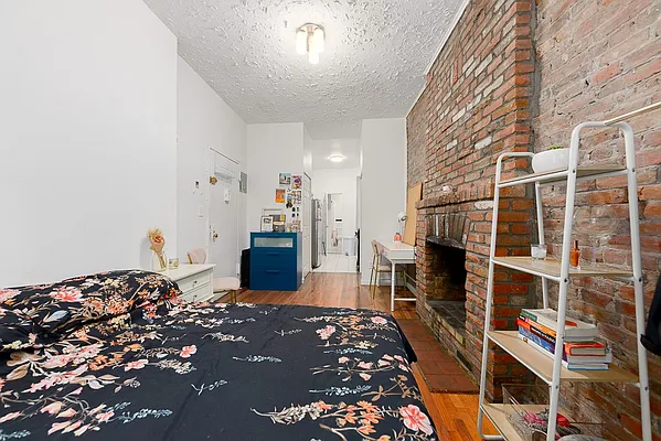 Rented by Keller Williams NYC | media 9