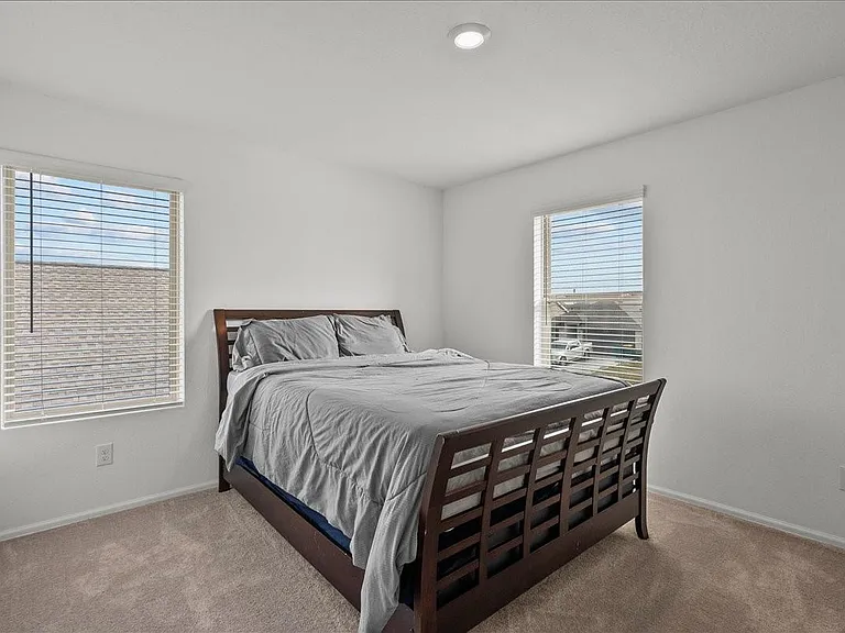512 Maple Bend Ln — Photo 22