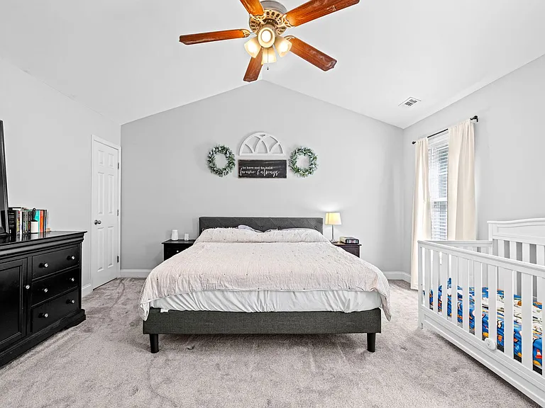 210 Dartmoor Trl — Photo 38