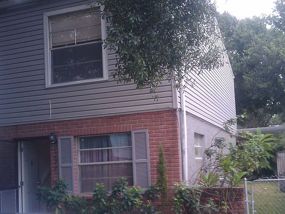 2nd image of 10221 N Ojus Dr