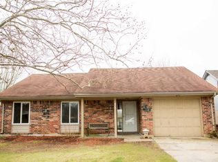 1572 Springfield Dr, Lexington, KY 40515