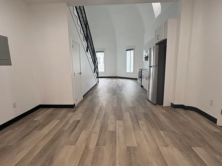 401 Olo Street - Former Church Parish Converted In Luxury Apartments! — Photo 42