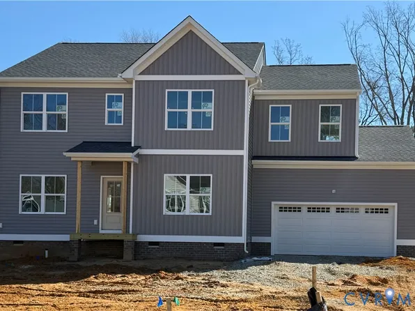 4313 Poplar Village Dr, Chester, VA 23831