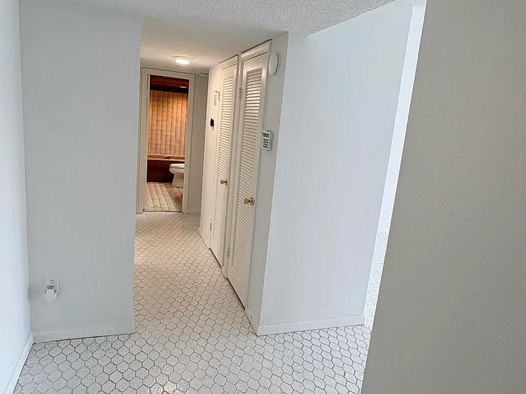 879 NE 195th St #227 — Photo 21
