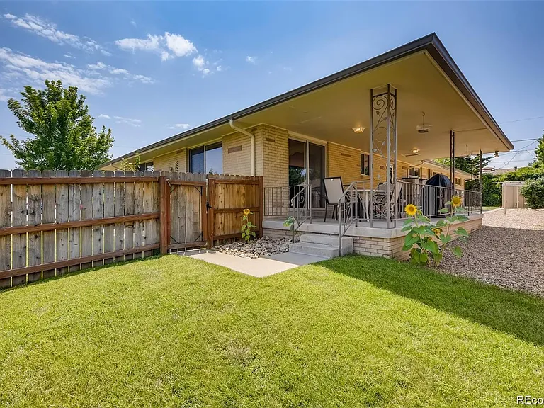 7807 W 33rd Ave — Photo 14