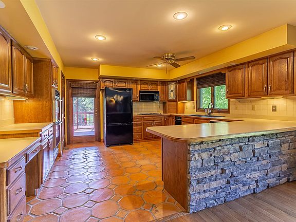 3rd image of 6600 Old Stonehouse Dr