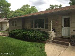 373 McIndoe St, Owatonna, MN 55060