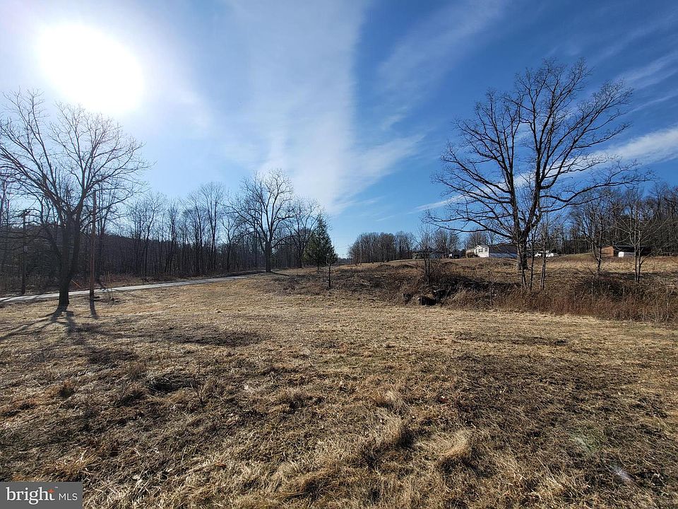 2nd image of Hardscrabble Rd
