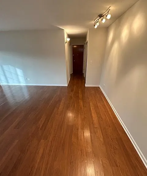 100 N Dryden Pl #1C — Photo 12
