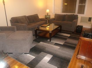29-09 200th St, Bayside, NY 11360