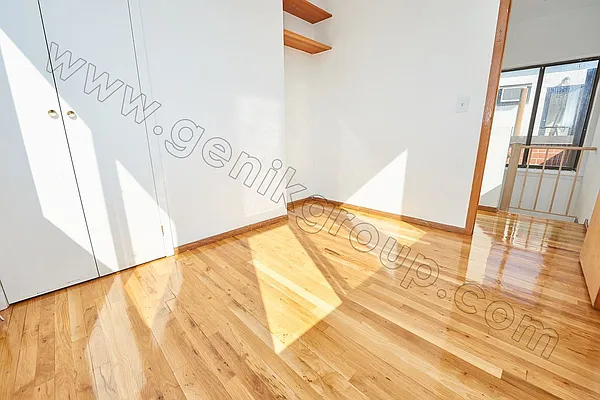 Rented by Genik Group Corp | media 6