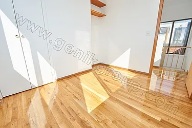 Rented by Genik Group Corp