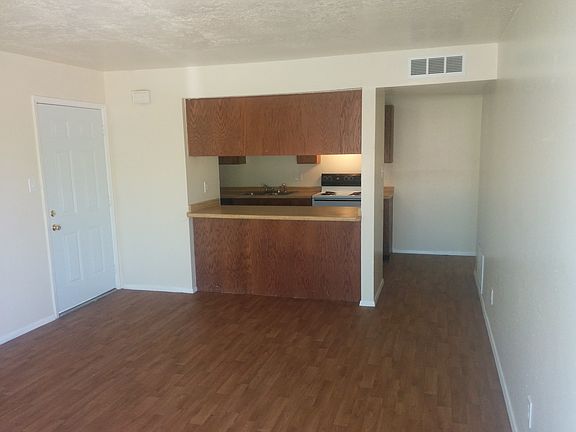 2nd image of 760 Juan Tabo Blvd NE APT 3