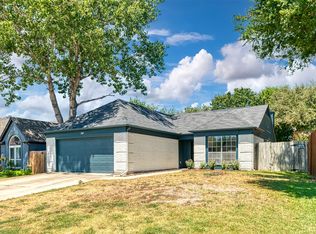 3825 Huckleberry Dr, Fort Worth, TX 76137