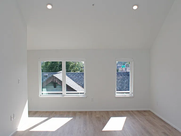 ES1213 -Alberta Street Lofts — Photo 9