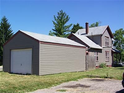 2nd image of 438 W Fairview Ave
