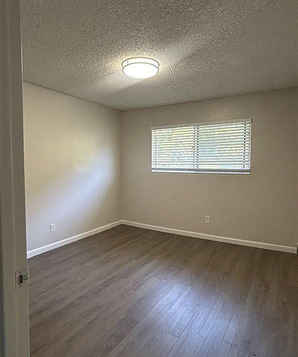 1st image of 15 Labrea Way