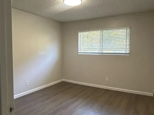 15 Labrea Way, San Rafael, CA 94903