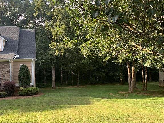 2nd image of 169 White Hill Dr NW
