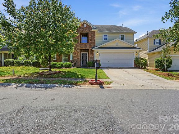 2nd image of 8928 Oransay Way