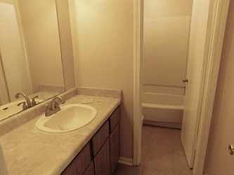 5th image of 2257 Goldbrier Ln