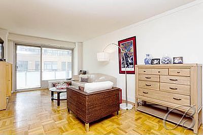 5th image of 300 E 40th St APT 6J