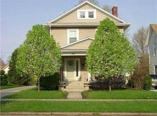 345 N 11th St, Newark, OH 43055