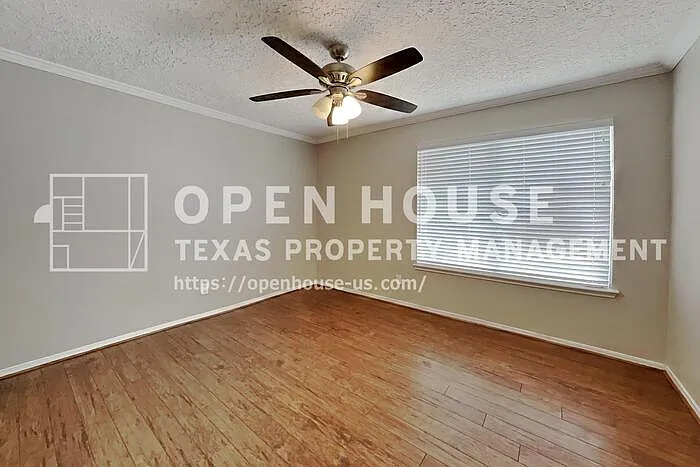 2223 Briarwest Blvd — Photo 14