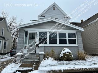 319 Gunnison Ave SW #1, Grand Rapids, MI 49504
