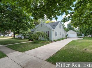 310 W Madison St, Hastings, MI