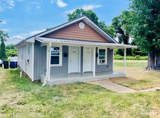 707-709 N Elm St #711, Statesville, NC 28677