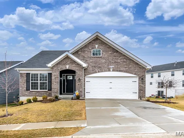 3812 Sonora Stone Dr, Florissant, MO 63031