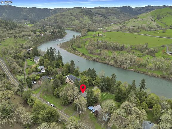 2nd image of 1779 Whistlers Park Rd