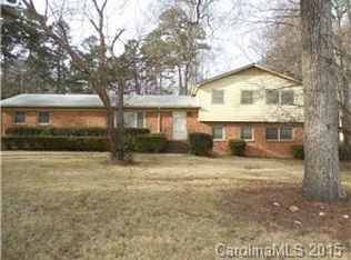 3916 Johnston Oehler Rd, Charlotte, NC 28269