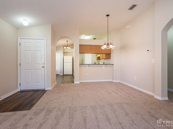 3rd image of 10932 Whitecap Dr