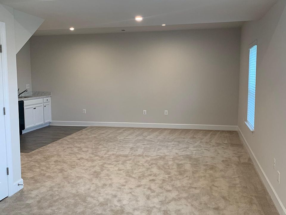 2nd image of 19203 Stoney Ridge Pl