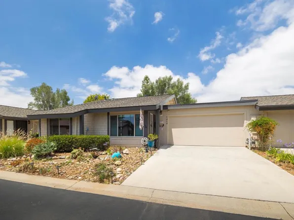 1414 Market St, Vista, CA 92084