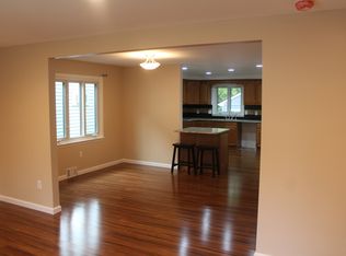 32 Pardee Ave, Lancaster, NY 14086