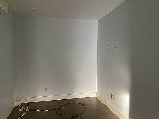 2nd image of 237 E 111th St APT 8