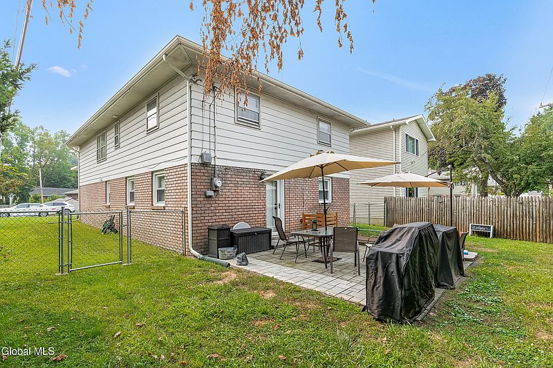 3rd image of 74 Kakely Street